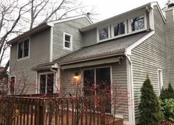 Pre-foreclosure Listing in LAUREL ST UNIT 17 EAST HAVEN, CT 06512