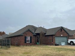 Pre-foreclosure in  E 49TH PL Tulsa, OK 74134