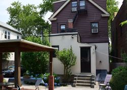 Pre-foreclosure in  S 10TH AVE Mount Vernon, NY 10550
