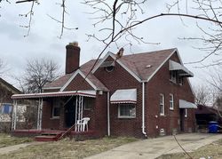 Pre-foreclosure in  YOUNG ST Detroit, MI 48205