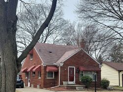 Pre-foreclosure in  NORBORNE Redford, MI 48240