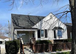 Pre-foreclosure in  MILL ST Lincoln Park, MI 48146