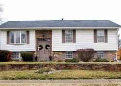Pre-foreclosure in  OXMOOR RD Evansville, IN 47715