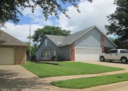 Pre-foreclosure in  W QUANAH ST Broken Arrow, OK 74011