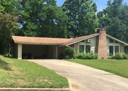 Pre-foreclosure in  OVERLOOK DR Vicksburg, MS 39180