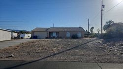 Pre-foreclosure in  MOHICAN DR Lake Havasu City, AZ 86406