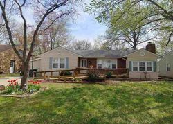Pre-foreclosure in  LOUISE AVE Clinton, MO 64735