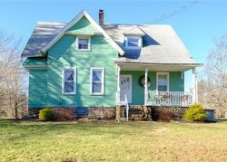Pre-foreclosure in  THORPE AVE Wallingford, CT 06492