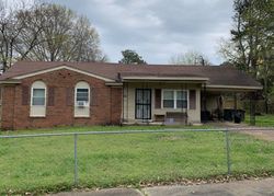 Pre-foreclosure in  HARVESTER LN E Memphis, TN 38127