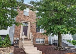  Versailles Ct, Newark DE