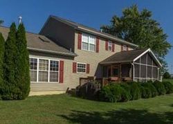 Pre-foreclosure in  GREENWAY CIR Bear, DE 19701