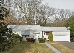 Pre-foreclosure in  CLINTONVILLE RD North Haven, CT 06473