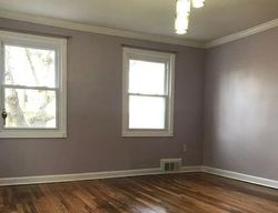 Pre-foreclosure in  SHERMAN AVE New Haven, CT 06511