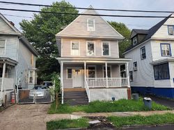 Pre-foreclosure in  VERMONT AVE Newark, NJ 07106
