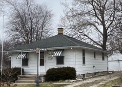 Pre-foreclosure in  S PASFIELD ST Springfield, IL 62704