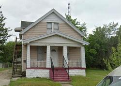Pre-foreclosure in  AVONDALE AVE Toledo, OH 43607