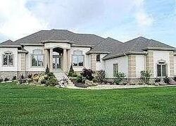 Pre-foreclosure in  ASPEN ROW Waynesville, OH 45068