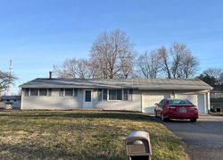 Pre-foreclosure in  YORKTOWN DR Mansfield, OH 44906