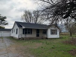 Pre-foreclosure in  NW 3RD ST Minco, OK 73059