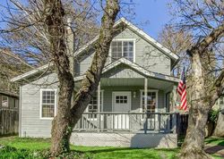 Pre-foreclosure Listing in N 5TH AVE GOLD HILL, OR 97525