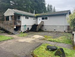 Pre-foreclosure in  A ST Vernonia, OR 97064