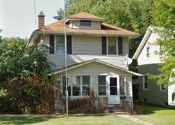 Pre-foreclosure in  15TH AVE East Moline, IL 61244