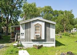 Pre-foreclosure in  GARDEN ST East Saint Louis, IL 62206