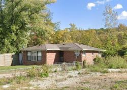 Pre-foreclosure in  N 82ND ST East Saint Louis, IL 62203