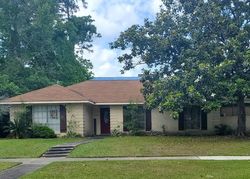 Pre-foreclosure in  LAKEWOOD DR Slidell, LA 70458