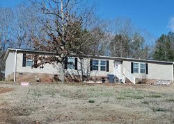 Pre-foreclosure Listing in GRAY BARN RD LAURENS, SC 29360