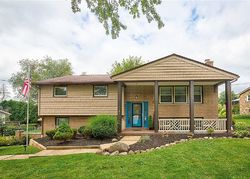 Pre-foreclosure in  ROOSEVELT AVE NE Canton, OH 44705