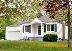 Pre-foreclosure in  FENNER RD Muskegon, MI 49445