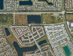 Pre-foreclosure in  SE 10TH CT Homestead, FL 33035