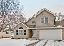 Pre-foreclosure in  ELMLEAF DR Mchenry, IL 60051