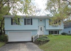 Pre-foreclosure in  HILLY LN Lake In The Hills, IL 60156