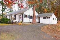 Pre-foreclosure Listing in LANCASTER RD BERLIN, MA 01503