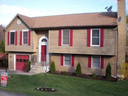 Pre-foreclosure Listing in HEMLOCK POINT RD NEW MARKET, MD 21774