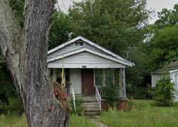 Pre-foreclosure in  WASHINGTON ST Gary, IN 46408
