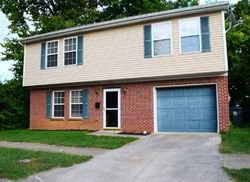Pre-foreclosure in  STOLL POOLE CT Lexington, KY 40508