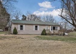 Pre-foreclosure Listing in GRAEFENBURG RD WADDY, KY 40076