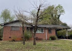 Pre-foreclosure in  AVOCADO DR Birmingham, AL 35214