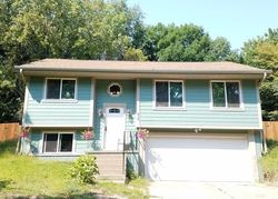 Pre-foreclosure in  HICKORY HILL LN Des Moines, IA 50317