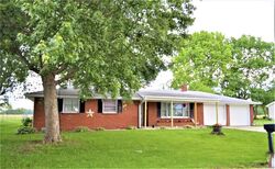  S May St, Daleville IN
