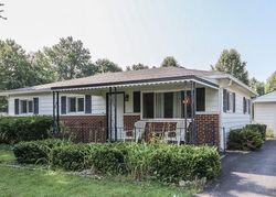 Pre-foreclosure in  S HAVEN CT Indianapolis, IN 46217