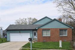 Pre-foreclosure in  BUELL LN Indianapolis, IN 46254