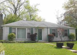 Pre-foreclosure in  GREENWOOD DR South Bend, IN 46614