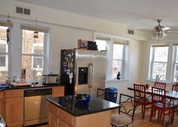 Pre-foreclosure in  N RICHMOND ST  Chicago, IL 60647