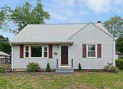 Pre-foreclosure in  PLAY RD Enfield, CT 06082