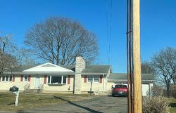 Pre-foreclosure in  EASTFIELD TER Fairfield, CT 06825