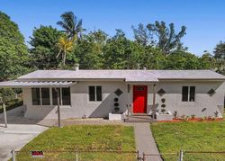 Pre-foreclosure in  NW 12TH ST Fort Lauderdale, FL 33311